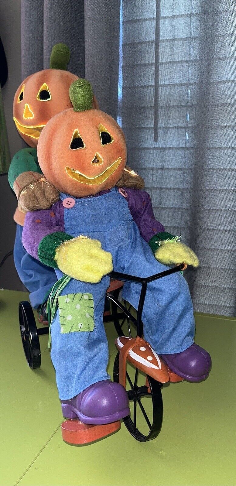 Gemmy Halloween Pumpkins Riding Tricycle Changing Color Fiber Optics Works Great