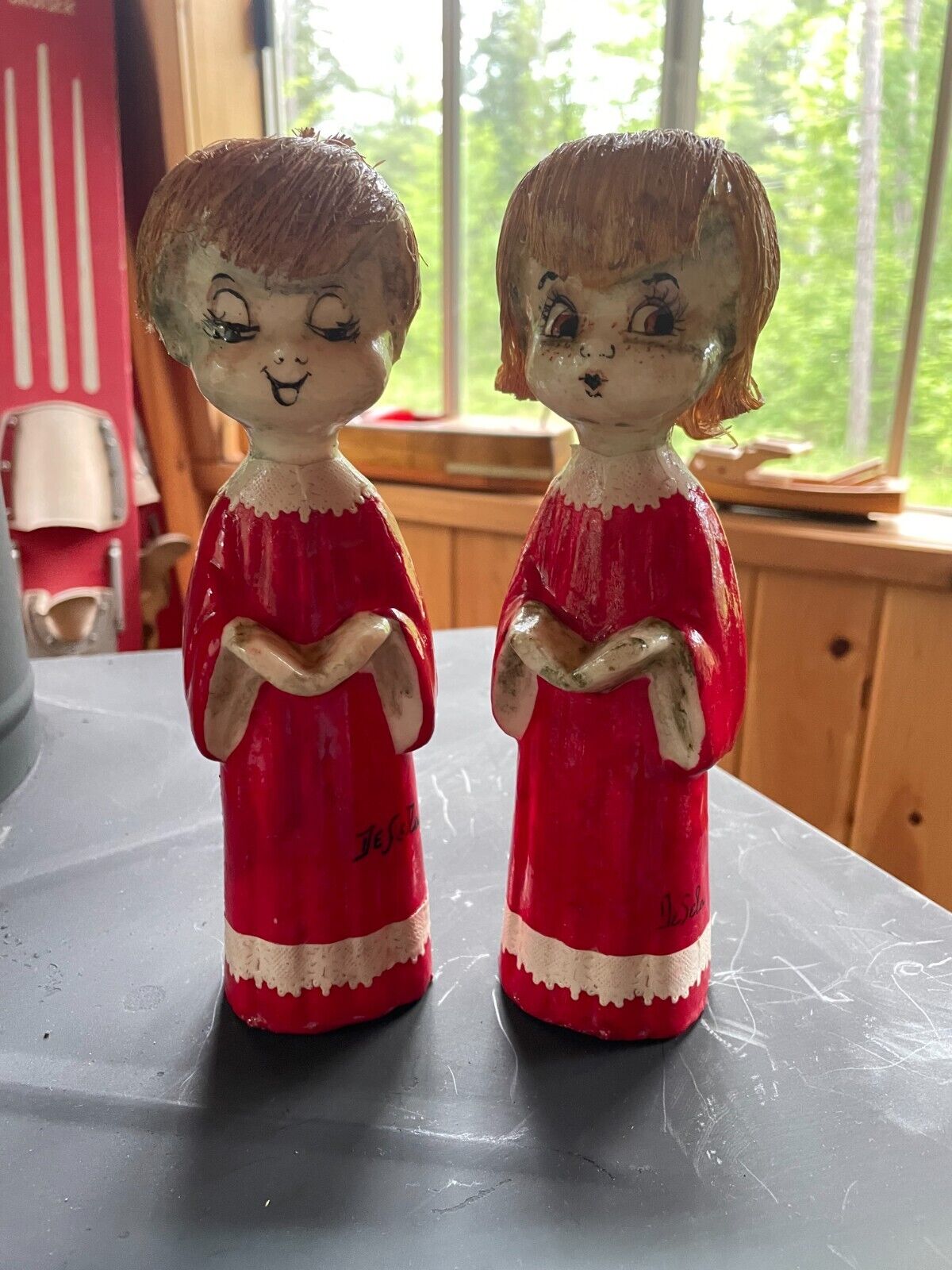 2 Vtg Christmas Choir Kids DeSela Paper Mache Figurines Holiday Decor Boy & Girl