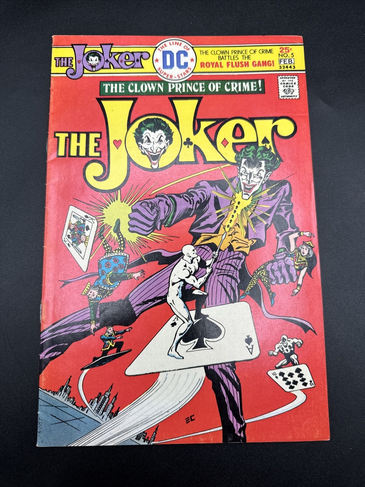 THE JOKER 5  Comic Book  VS. THE ROYAL FLUSH GANG DC Comics 1976