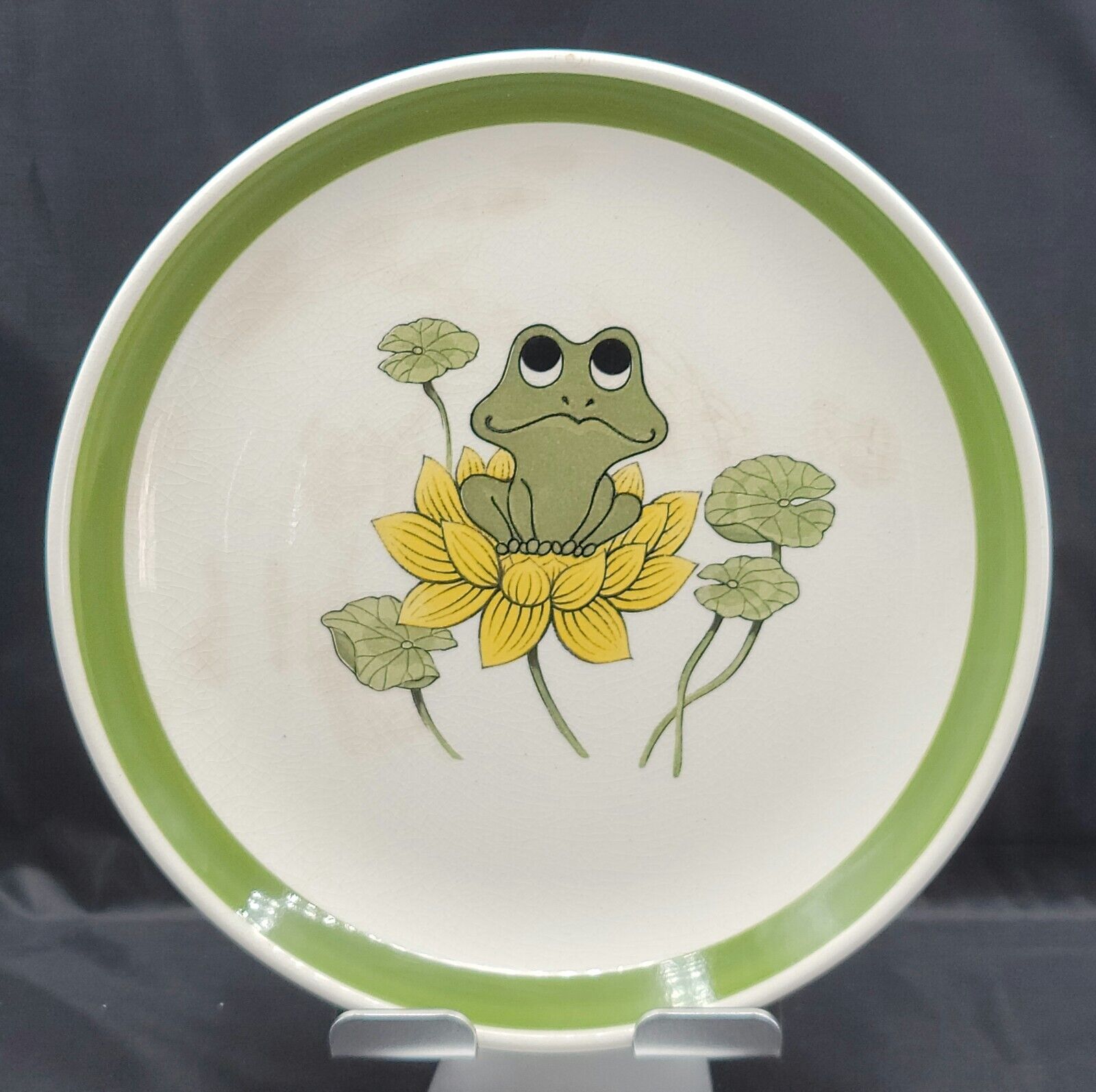 Sears Roebuck & Co The Frog Family 1978 Decorative Plate Lilly Pad Yellow Lotus