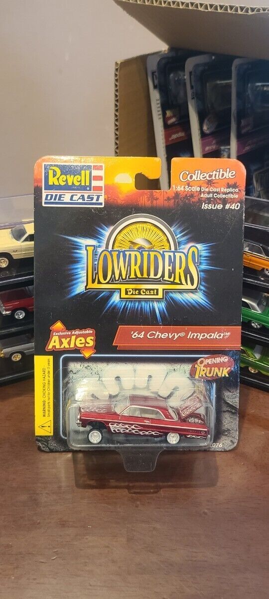 Revell LOWRIDERS CHEVY 64 Impala 1 64