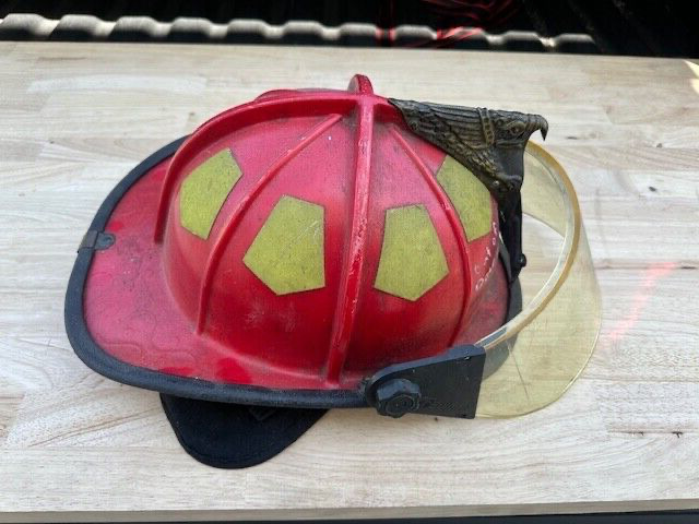 Bullard UST Fire Helmet - Used Good Condition - Fast Shipping