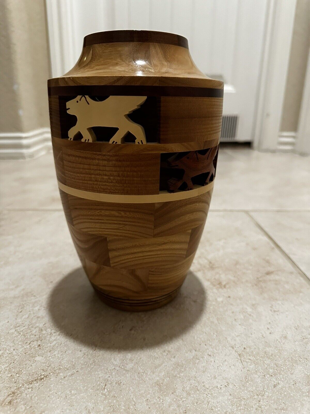 Rare Vase/planter -Two Carved Dogs Into Wood.