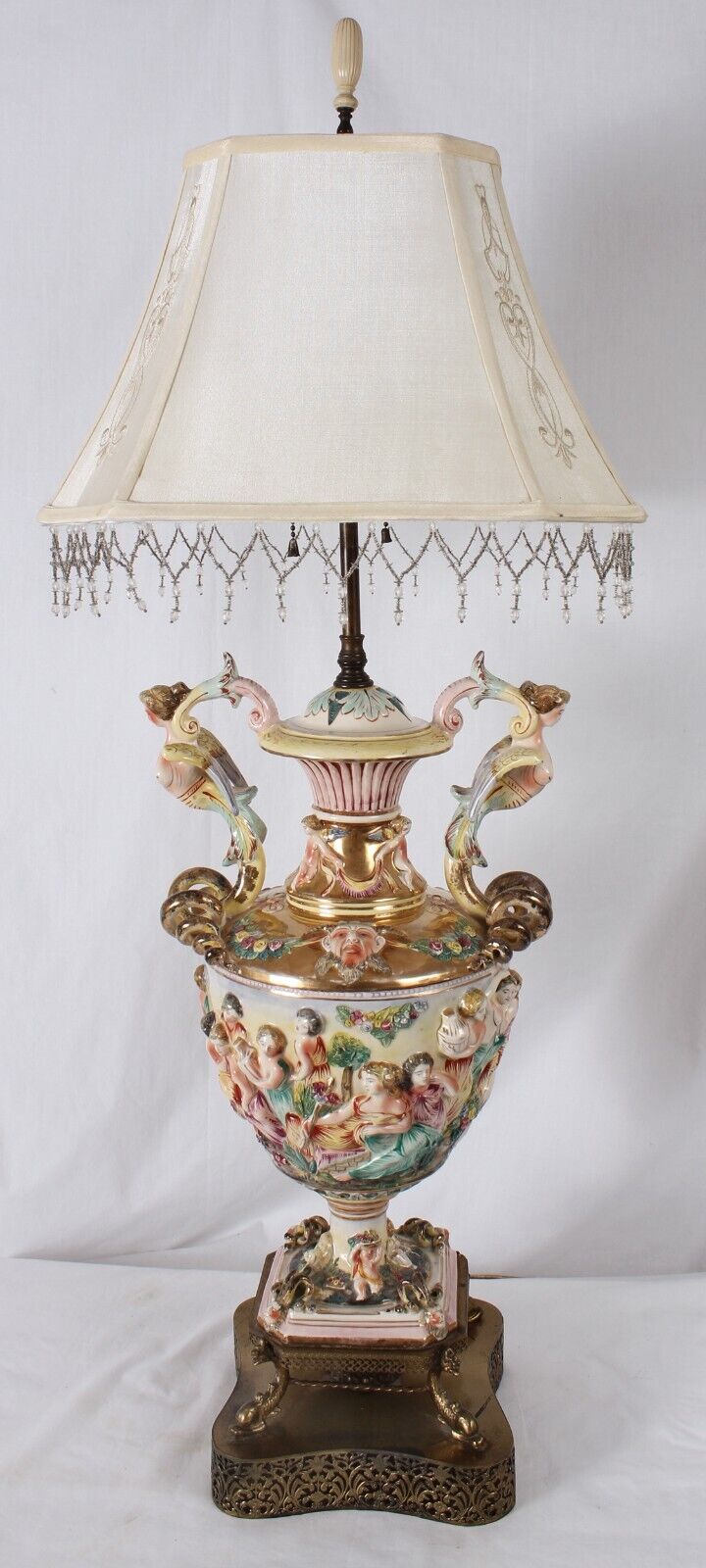 Vintage Capodimonte Table Lamp - 41\