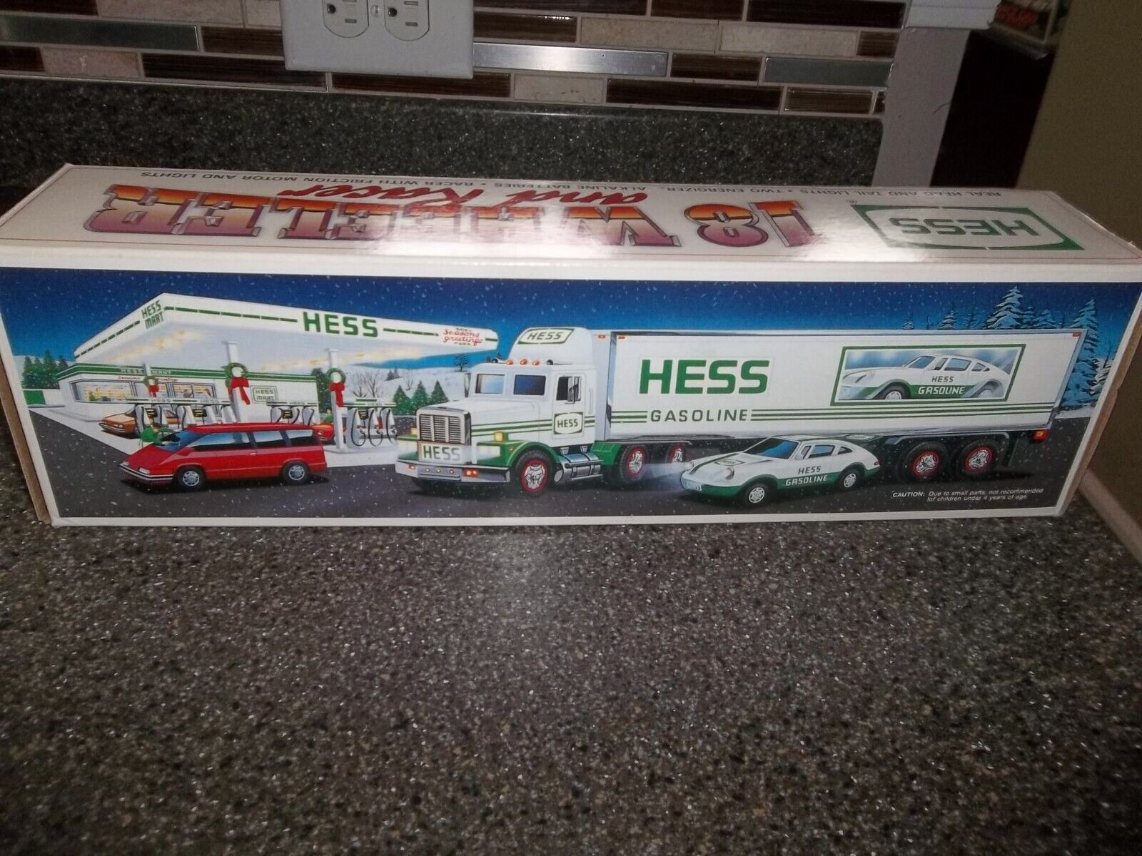 Hess 1992 Vintage Toy Truck 18 Wheeler and Racer NEW IN BOX