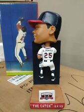 Andruw Jones Wall Catch Braves Bobblehead picture