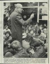 1970 Press Photo University of Miami President Stanford with striking students picture