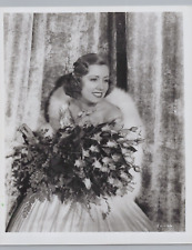 HOLLYWOOD BEAUTY IRENE DUNNE STYLISH POSE STUNNING PORTRAIT 1950s Photo C39 picture