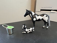1995 ERTL Farm Country Collectible Animals Paint Stallion w/ Foal picture