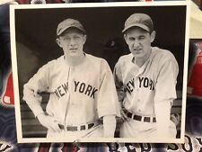 Original 1935 New York Yankees Photo Johnny Broaca and Lefty Gomez (ex) picture