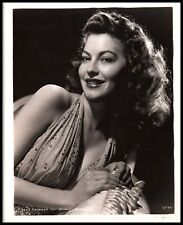 Hollywood Beauty AVA GARDNER STUNNING PORTRAIT STYLISH POSE 1940s Photo 778 picture
