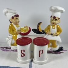 VINTAGE 1950s DUAL CHEF SALT & PEPPER WALL MOUNT HOLDER Tremax Rare Yellow picture