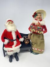 Vintage 1987 1988 Byers Choice Caroler Mrs Clause Santa on Bench Christmas picture