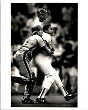 LD250 '88 Original David Crane Photo DODGERS PEDRO GUERRERO HIT BY NY METS PITCH picture