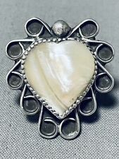 JAWDROP FAB VINTAGE NAVAJO MOTHER OF PEARL STERLING SILVER HEART RING picture