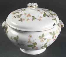 Wedgwood Wild Strawberry  Tureen 798457 picture