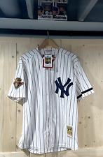 Derek Jeter #2 New York Yankees Jersey - Mens Large - NWT picture