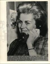 1964 Press Photo Mrs. Suzanne Voltz talks to husband, Capt. C. Voltz on phone picture