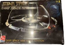 AMT/ERTL Star Trek Deep Space Nine Space Station Model Kit #8778 - NEW SEALED picture