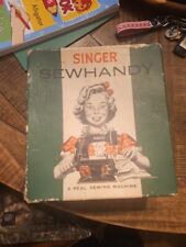 Vintage Singer Sewhandy Model 20 Sewing Machine for Children With Box. Beautiful picture
