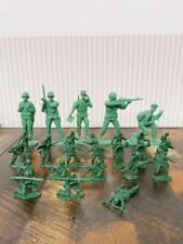 Toy Street - greenarmy men 5 big pieces 22 small pieces picture