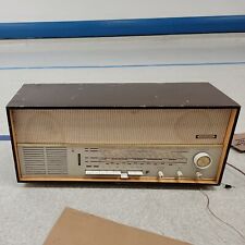 GRUNDIG 1960s VALVE RADIO Type 3367 Fm /MW/ LW - Working  -NOT FULLY TESTED. picture