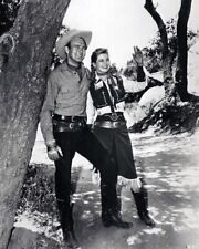 Annie Oakley 1954 TV series Gail Davis Brad Johnson 8x10 inch photo picture