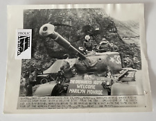MARILYN MONROE 1954 Riding High Army Tank in Korea original Int News Photo RARE+ picture