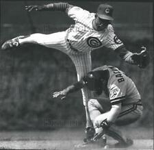 1990 Press Photo Shawon Dunston Wally Backman pitcher Jose Nunez Jay Bell Move picture