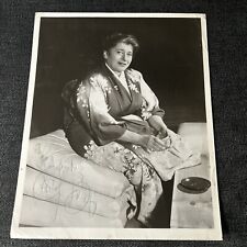 Gertrude Berg Signed Vintage Photograph 8x10 Autograph picture