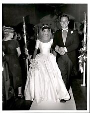 LG994 1952 Original AP Photo ROBERT SCHULER & PATRICE MUNSEL NEW YORK WEDDING picture