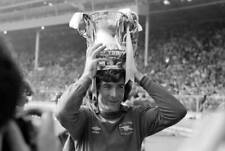 Arsenal goalkeeper Pat Jennings with the trophy after their 3-2 vic- Old Photo picture