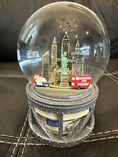 Macy's 2005 New York City Snow Globe Buildings Display Music Spinning cars picture
