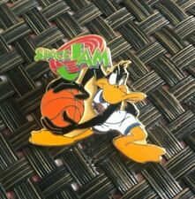 VINTAGE WINCRAFT 1996 SPACE JAM DAFFY DUCK COLLECTIBLE ENAMEL PIN RARE L@@K  picture