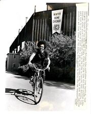 LD250 '74 Orig Bill Hormell UPI Photo CHICAGO CUBS MVP JOSE CARDINAL RIDING BIKE picture