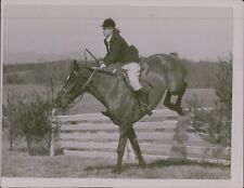 LD208 Original Photo CAROL CATHEY Woman Jockey Horseback Riding Steeplechase picture