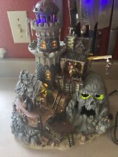 Lemax Spooky Town 2004 Halloween Isle Of Doom Lighthouse Powers On Read picture