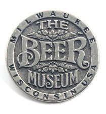 1998 Beer Museum Milwaukee Wisconsin USA 150 Years Brewing History Pin Souvenir picture