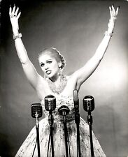 BR2 Original Photo FLORENCE LACEY Evita Beautiful Actress Singer in Microphone picture