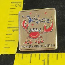 Baltimore 2002 Pioneer Volunteers Annual Meeting Gold Tone Lapel Pin MD Crab picture