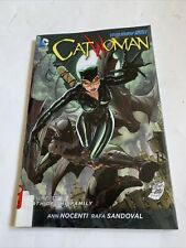 Catwoman Volume 3 Death Of The Family (DC Comics) The New 52 Paperback picture