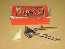 VINTAGE OLD  BARBER STRELA MADE IN GDR GERMANY HAIR CLIPPERS CUTTERS IN BOX picture