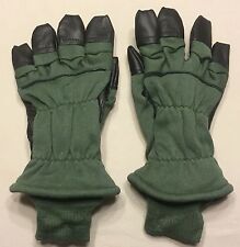 Lot of (2) Pair Aviator Hawkeye Intermediate Cold Weather Flyers Gloves Size 5 picture