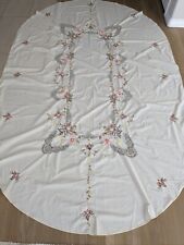 Vintage Embroidered/Lace Tablecloth 97