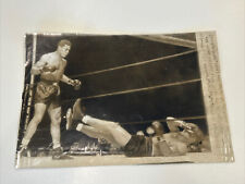 1941 Press Photo Heavyweight Boxer Joe Louis knocks out Lou Nova at Polo Grounds picture