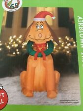 NEW Dr Seuss Max the Dog w/ Christmas Wreath Inflatable 4.5' T 65th Anni Lighted picture