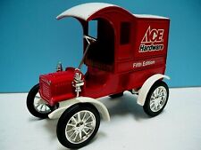 VTG 1993 1:25 ERTL 1905 FORD DELIVERY CAR BANK & KEY ACE HARDWARE 5th EDITION picture