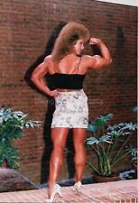 Muscle Girl DEBBIE McNIGHT Bodybuilder FOUND PHOTO Color ORIGINAL EN 43 45 D picture