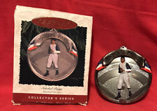 Satchel Paige Baseball Heroes Hallmark Keepsake Ornament Collectors Series  b2 picture