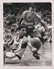 Rick Fox + Joy Vaught (1992) ❤  Basketball Sport Press Original Photo K 356 picture